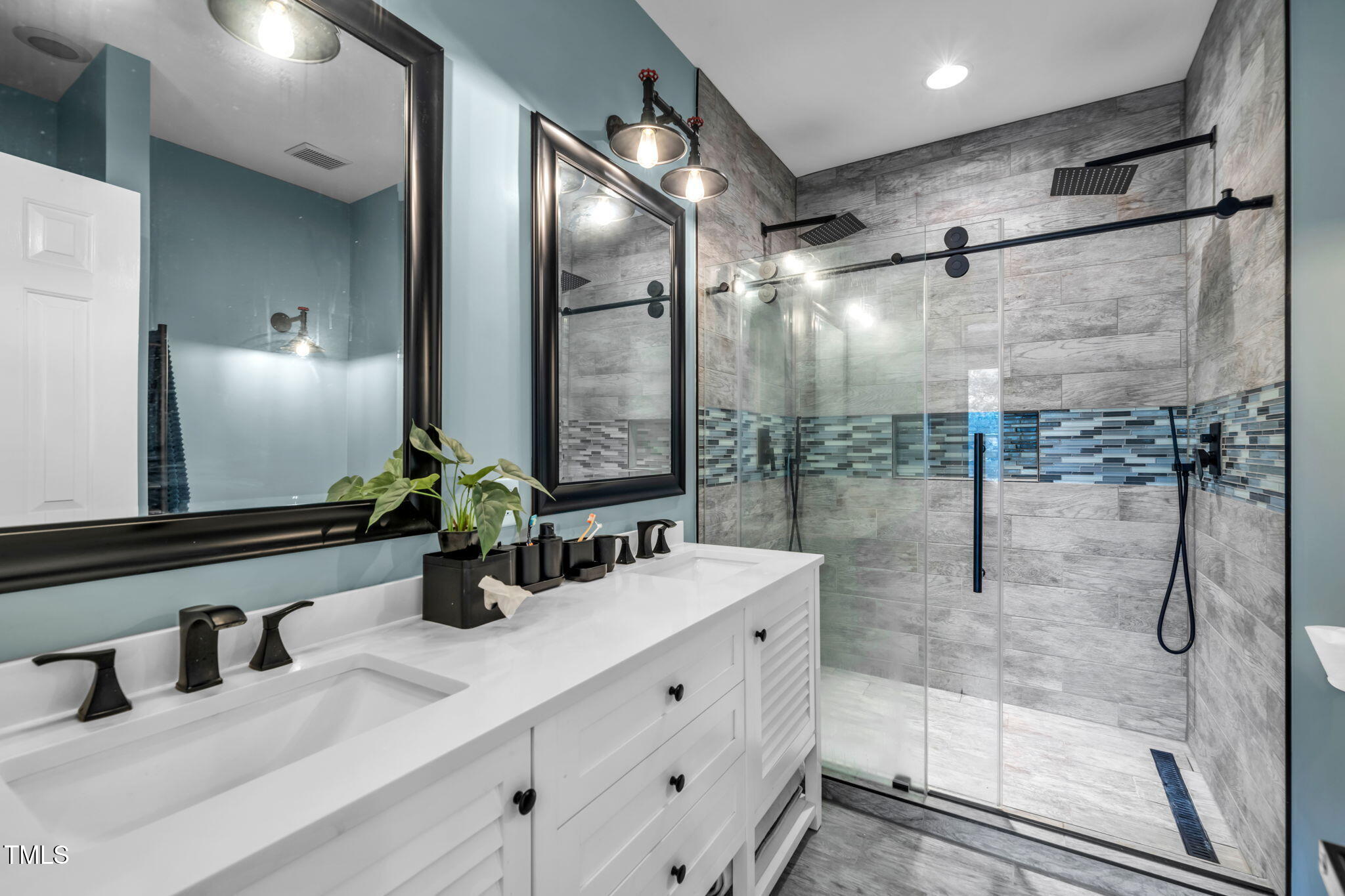 701 West Lane Street, Unit 103 Raleigh, NC 27603 - Photo 13 of 41 Master (4)