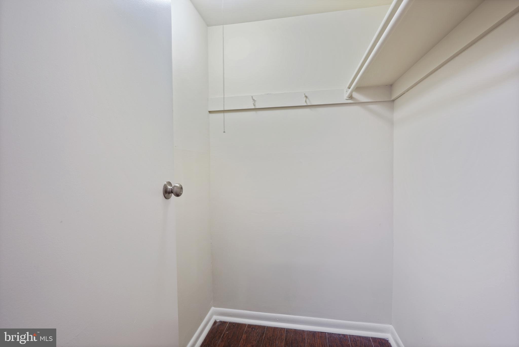 11224 Chestnut Grove Square, Unit 11224327 Reston, VA 20190 - Photo 27 of 37 Gallery Image 27