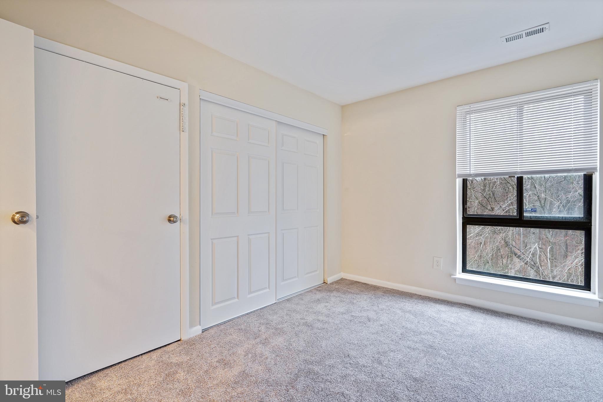 11224 Chestnut Grove Square, Unit 11224327 Reston, VA 20190 - Photo 29 of 37 Gallery Image 29