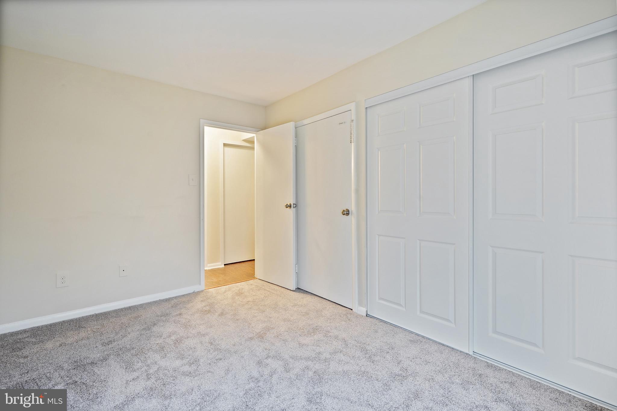 11224 Chestnut Grove Square, Unit 11224327 Reston, VA 20190 - Photo 30 of 37 Gallery Image 30