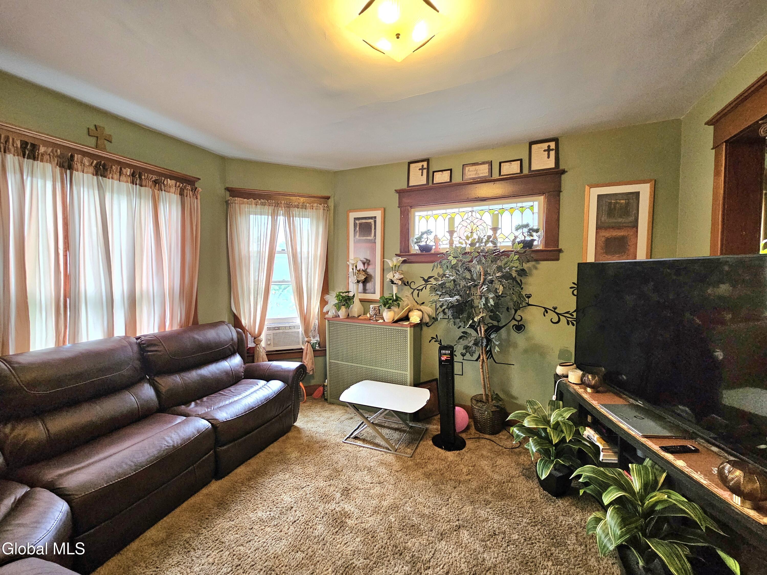 1701 Lenox Road Schenectady, NY 12308 - Photo 23 of 34 1000030117