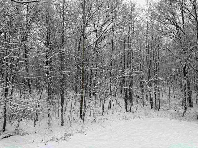 $650,000 | 301 Riggle Road, Bedford, IN 47421