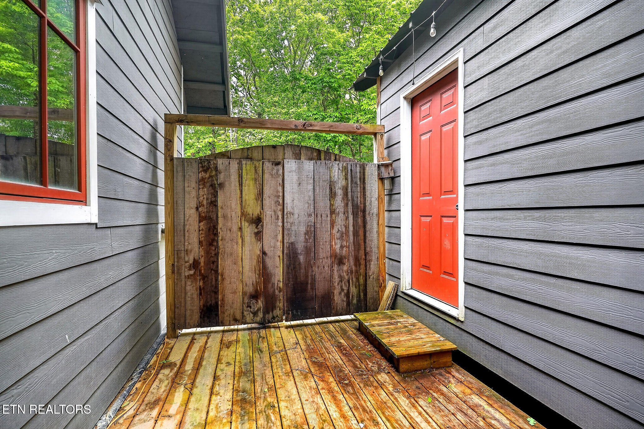 853 Rock Springs Road Celina, TN 38551 - Photo 17 of 21 a view of wooden door