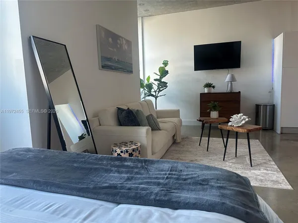 $2,450 | 133 Northeast 2nd Avenue, Unit 1007, Miami, FL 33132