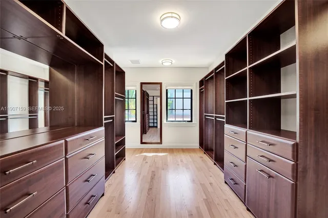 $29,500 | 2035 Northeast 31st Avenue, Fort Lauderdale, FL 33305