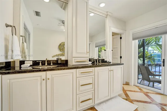 $29,500 | 2035 Northeast 31st Avenue, Fort Lauderdale, FL 33305