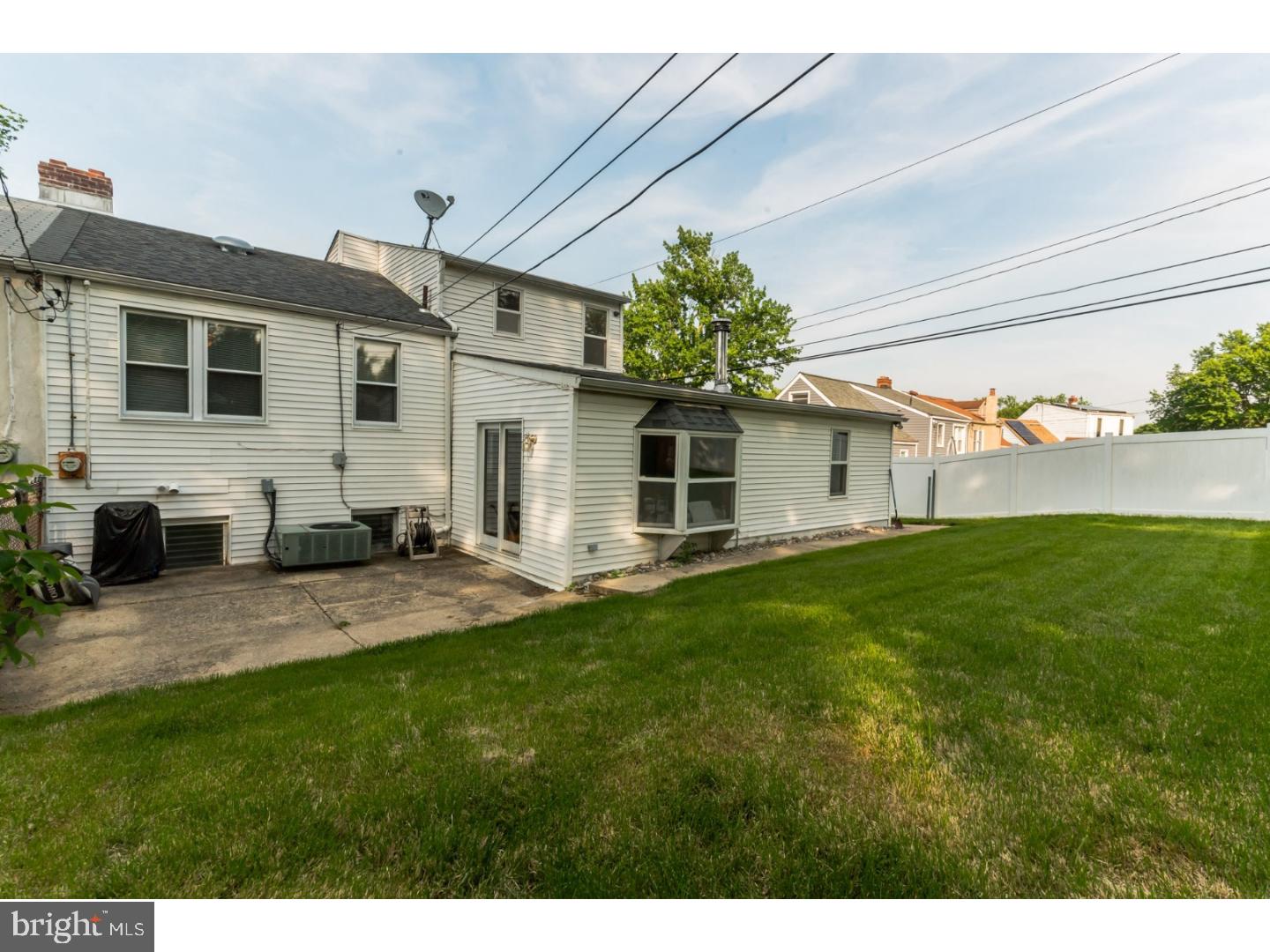 8718 Sagamore Road Philadelphia, PA 19128 - Photo 17 of 19 Gallery Image 17