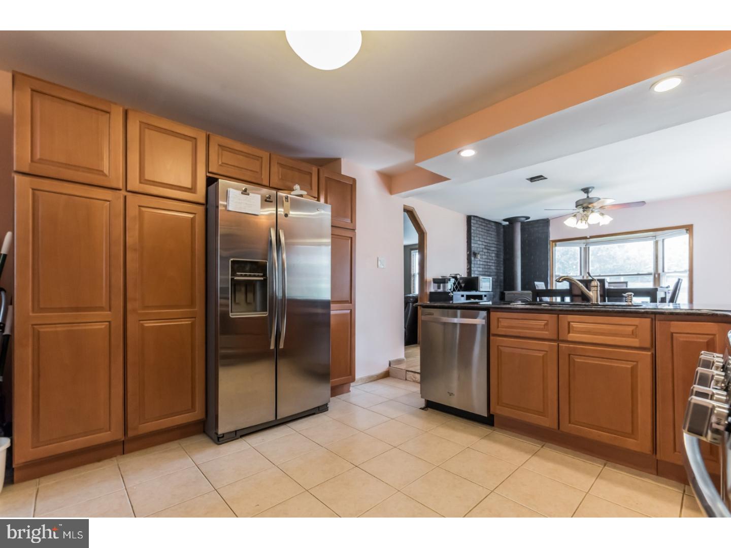 8718 Sagamore Road Philadelphia, PA 19128 - Photo 6 of 19 Gallery Image 6