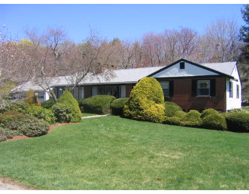 31 Fox Hill Road Framingham, MA 01701 - Photo 1 of 21 Gallery Image 1