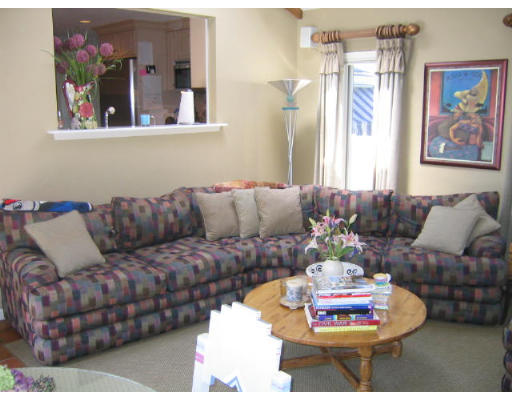 31 Fox Hill Road Framingham, MA 01701 - Photo 3 of 21 Gallery Image 3