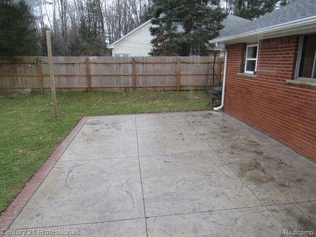 966 West Predmore Road Oakland, MI 48363 - Photo 7 of 23 Gallery Image 7
