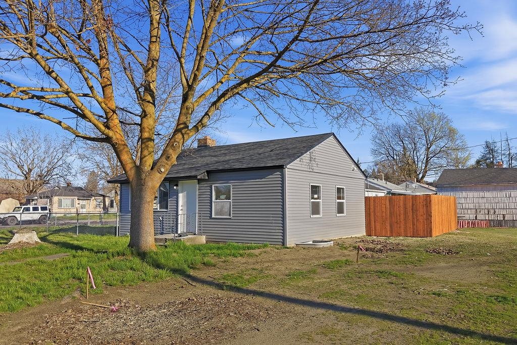 2486 West Rowan Avenue Spokane, WA 99205 - Photo 30 of 35