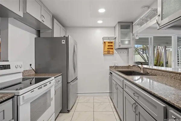 $1,675,000 | 185 Ulupa Street, Kailua, HI 96734