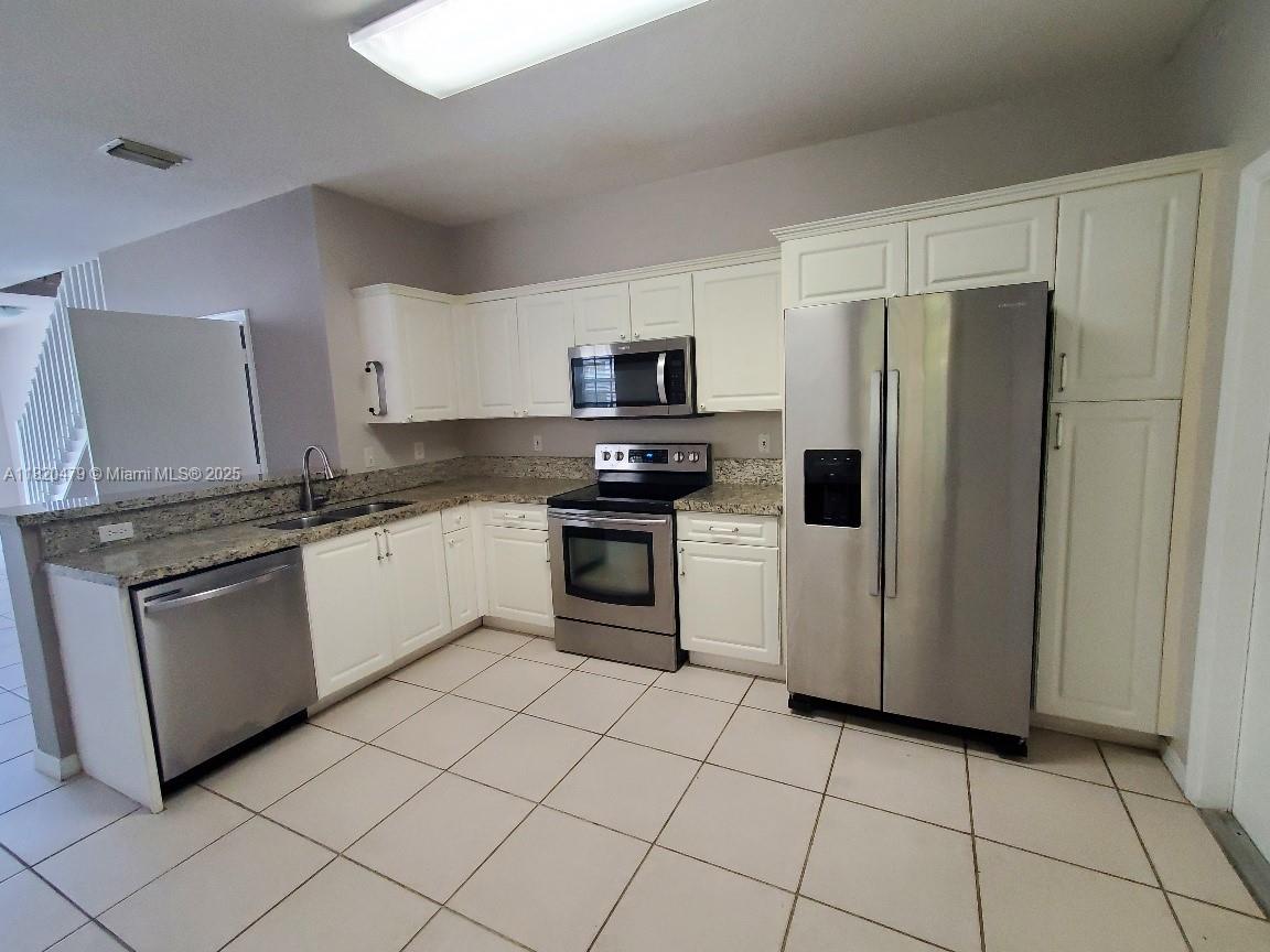 The Ridges Weston, FL 33331 - Photo 2 of 30