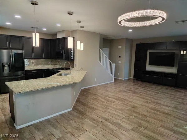 $2,700 | 3119 Biccari Avenue, Henderson, NV 89044