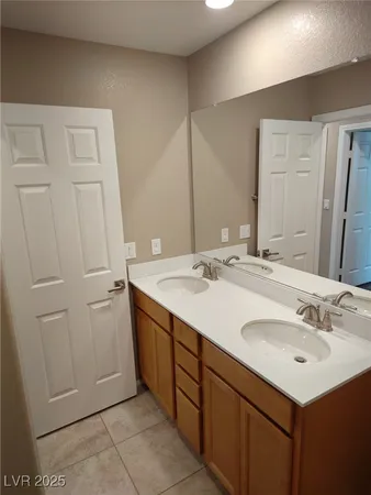 $2,700 | 3119 Biccari Avenue, Henderson, NV 89044