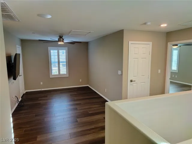 $3,000 | 3119 Biccari Avenue, Henderson, NV 89044