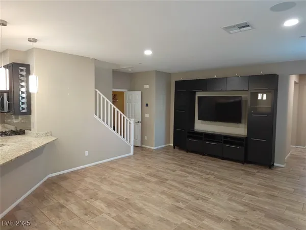 $2,700 | 3119 Biccari Avenue, Henderson, NV 89044