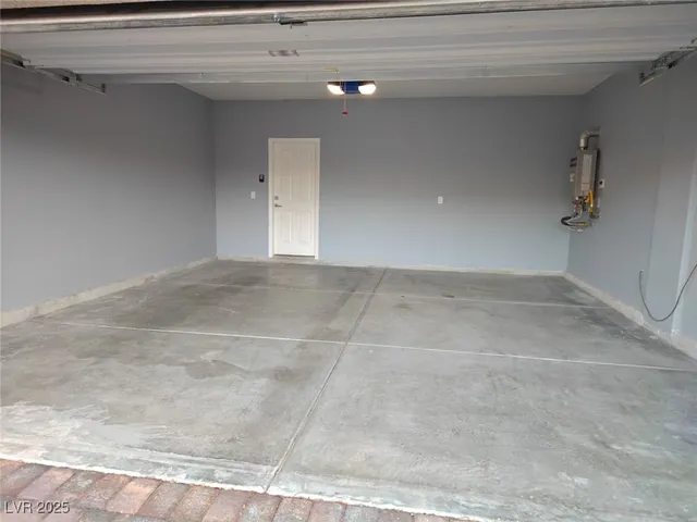 $3,000 | 3119 Biccari Avenue, Henderson, NV 89044