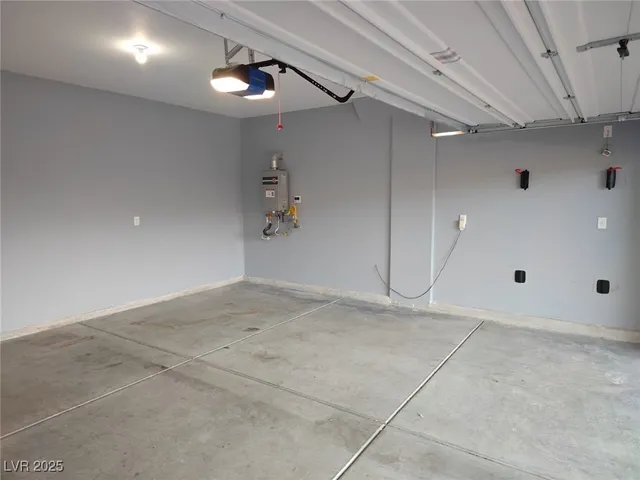 $3,000 | 3119 Biccari Avenue, Henderson, NV 89044