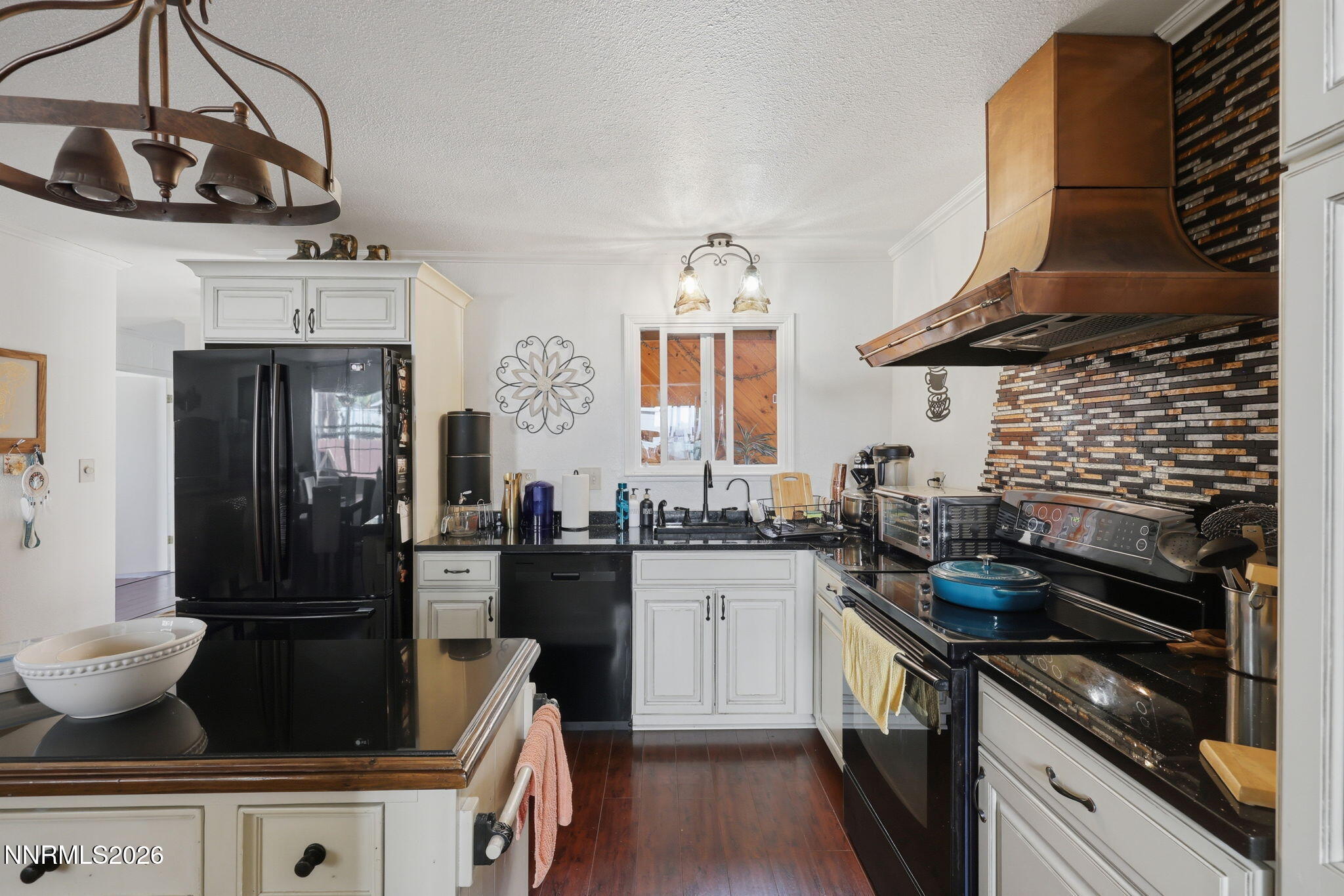 2755 Judith Lane Reno, NV 89503 - Photo 8 of 25 10-web-or-mls-0Z9A3145 s h