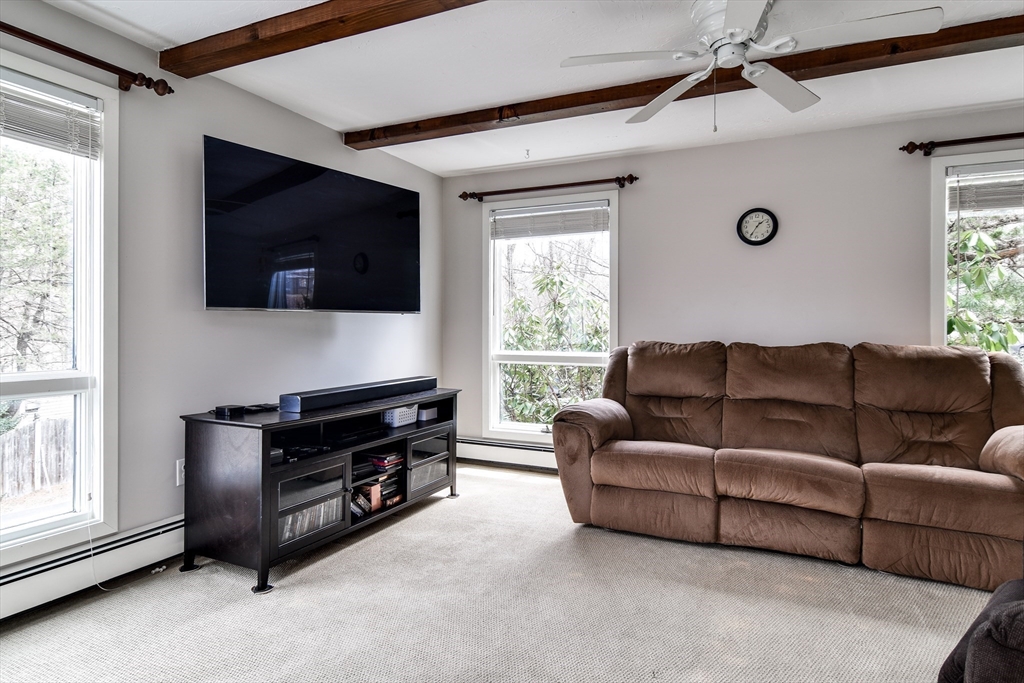 27 Purgatory Road Sutton, MA 01590 - Photo 13 of 41