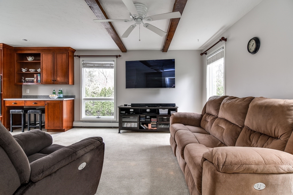 27 Purgatory Road Sutton, MA 01590 - Photo 14 of 41