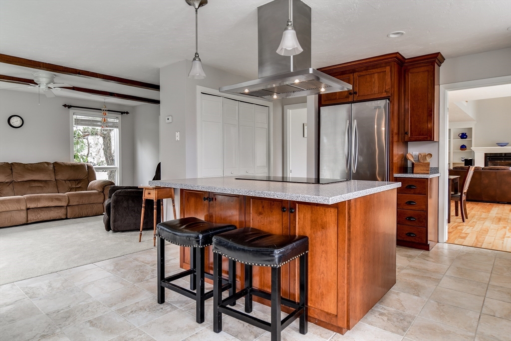 27 Purgatory Road Sutton, MA 01590 - Photo 18 of 41