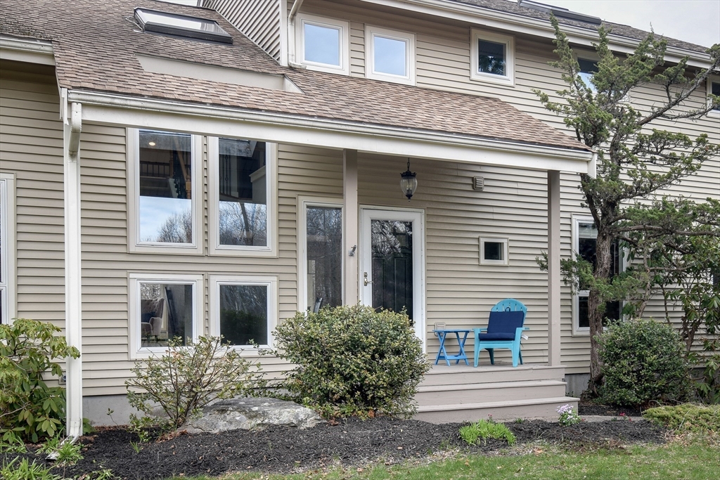 27 Purgatory Road Sutton, MA 01590 - Photo 2 of 41