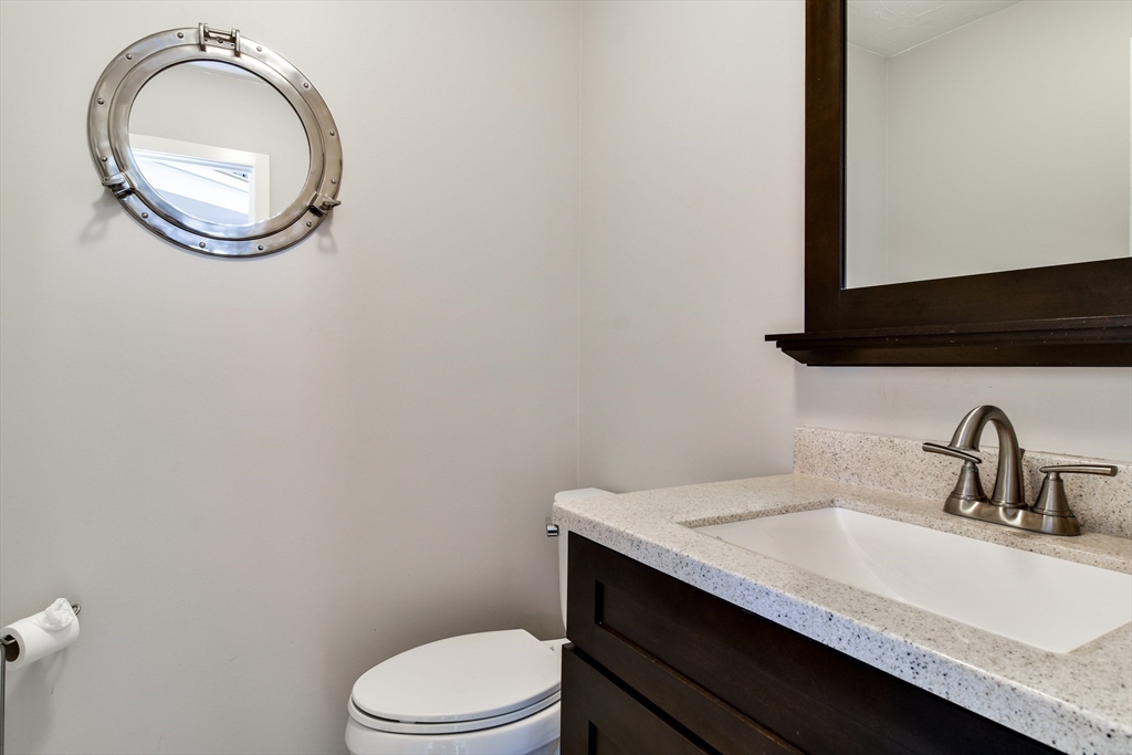 27 Purgatory Road Sutton, MA 01590 - Photo 22 of 41