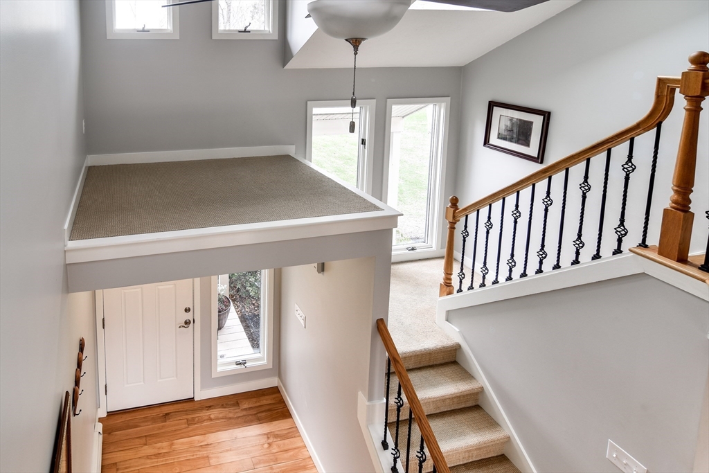 27 Purgatory Road Sutton, MA 01590 - Photo 23 of 41