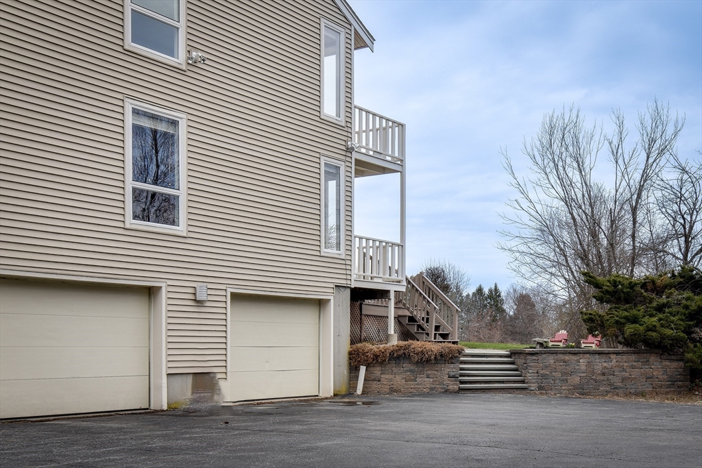 27 Purgatory Road Sutton, MA 01590 - Photo 32 of 41