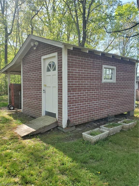 373 Mack Road Asheboro, NC 27205 - Photo 13 of 17 Tool shed