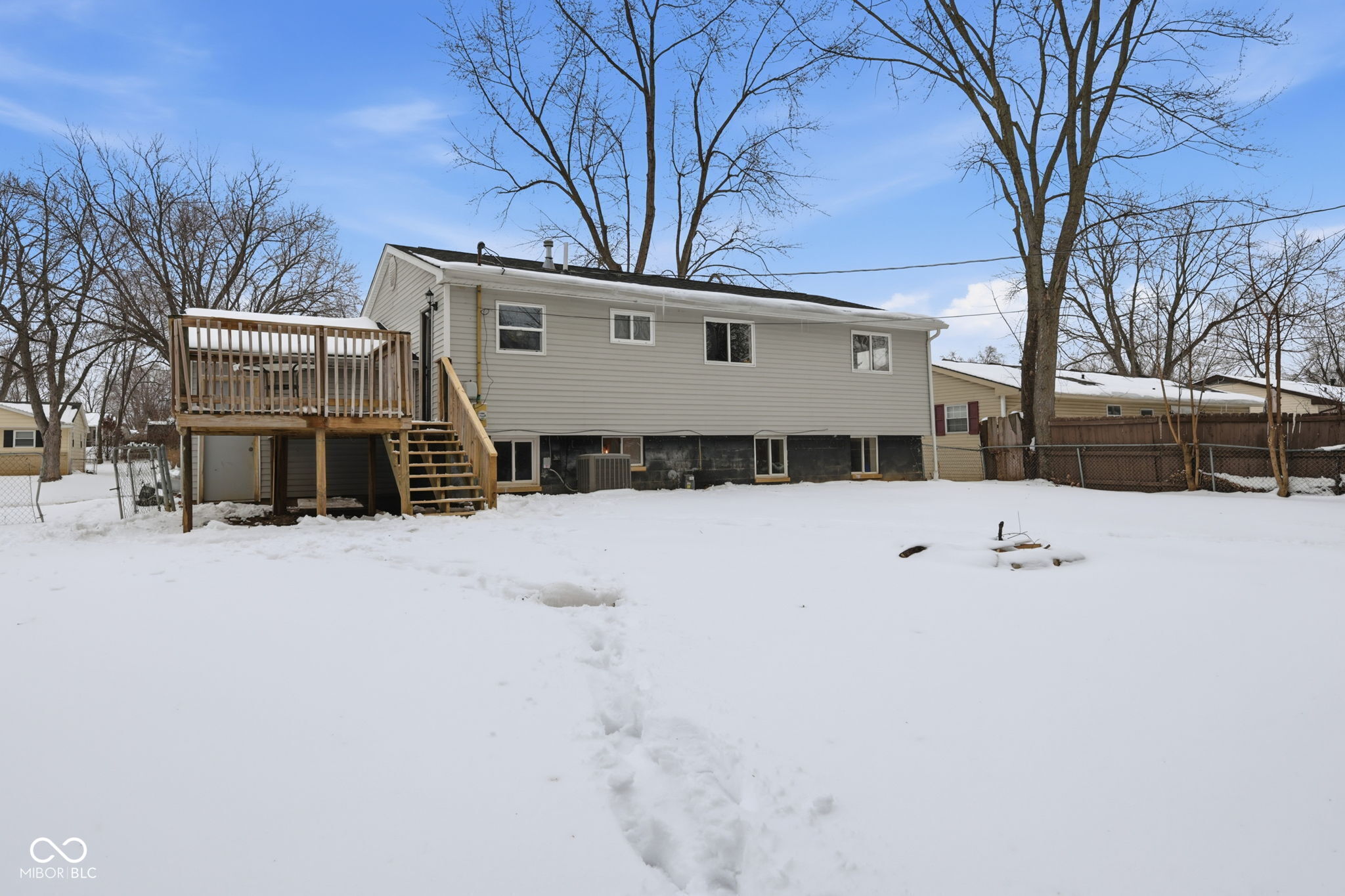 5003 Gambel Road Indianapolis, IN 46221 - Photo 29 of 35