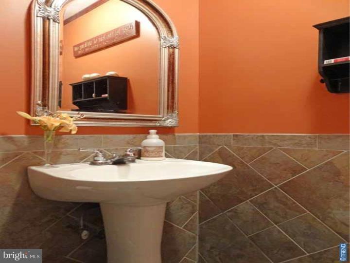 1 Delaware Rim Drive Yardley, PA 19067 - Photo 4 of 23 Half Bath