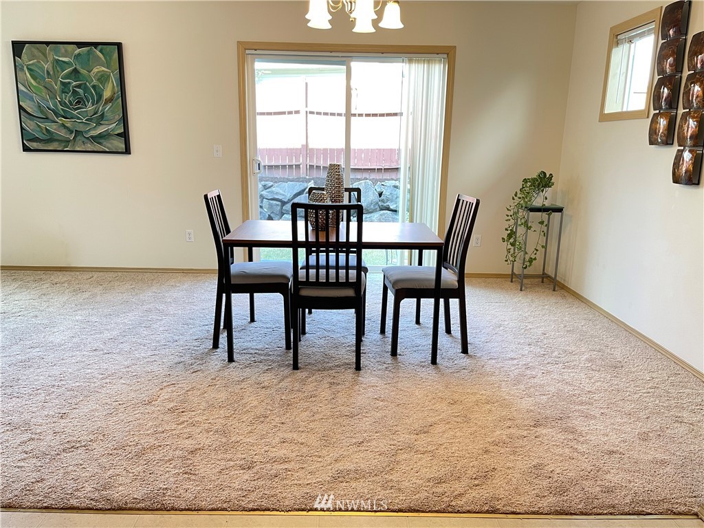 320 Index Avenue Southeast Renton, WA 98056 - Photo 8 of 19