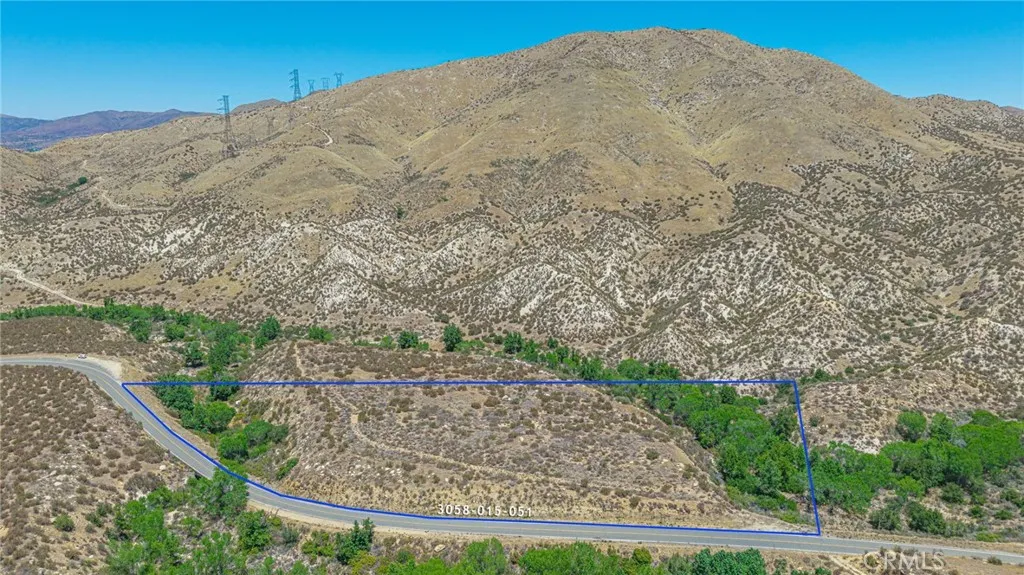 0 Aliso Canyon Acton, CA 93510 - Photo 3 of 34 a view of a backyard