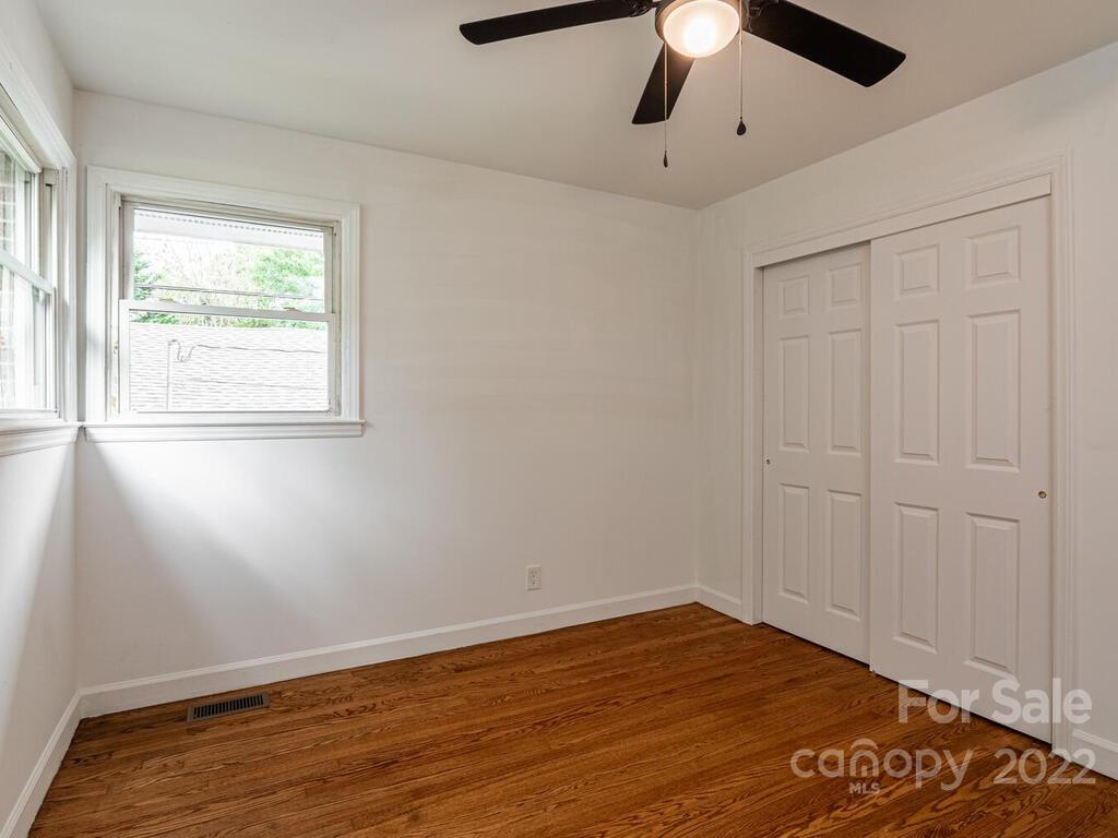 35 Le-An-Hurst Road Asheville, NC 28803 - Photo 18 of 27 Gallery Image 18