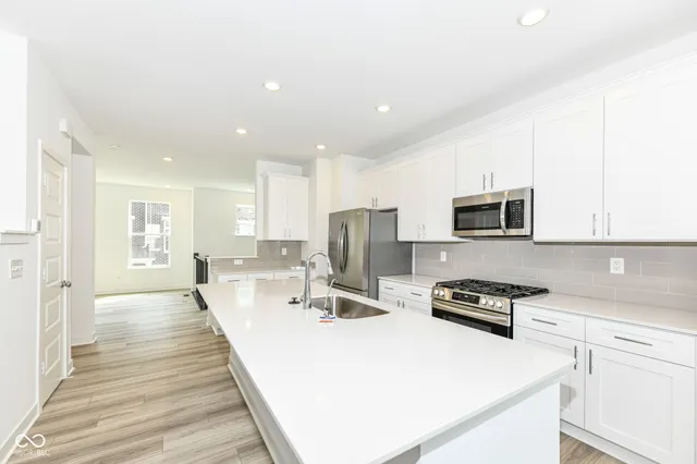 $2,195 | 9326 Somerford Drive, Fishers, IN 46038