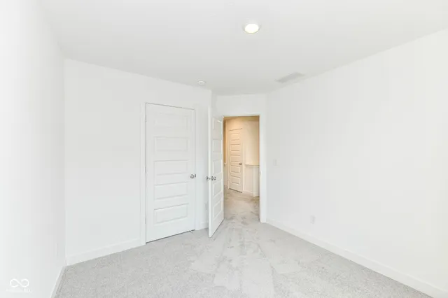 $2,195 | 9326 Somerford Drive, Fishers, IN 46038