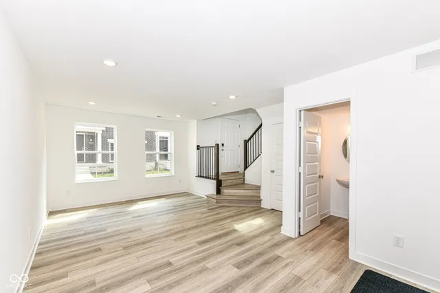 $2,195 | 9326 Somerford Drive, Fishers, IN 46038