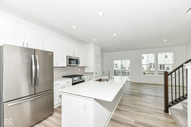 $2,195 | 9326 Somerford Drive, Fishers, IN 46038