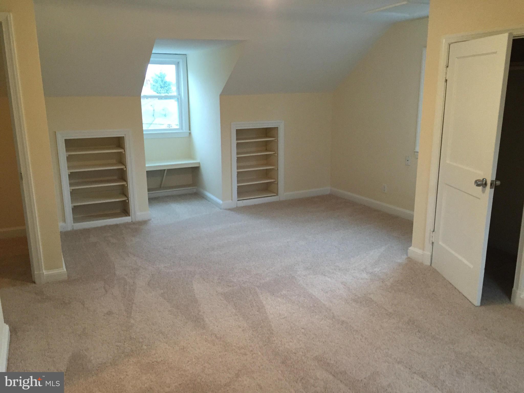 2011 Amherst Road Hyattsville, MD 20783 - Photo 8 of 27 Bedroom (Master)