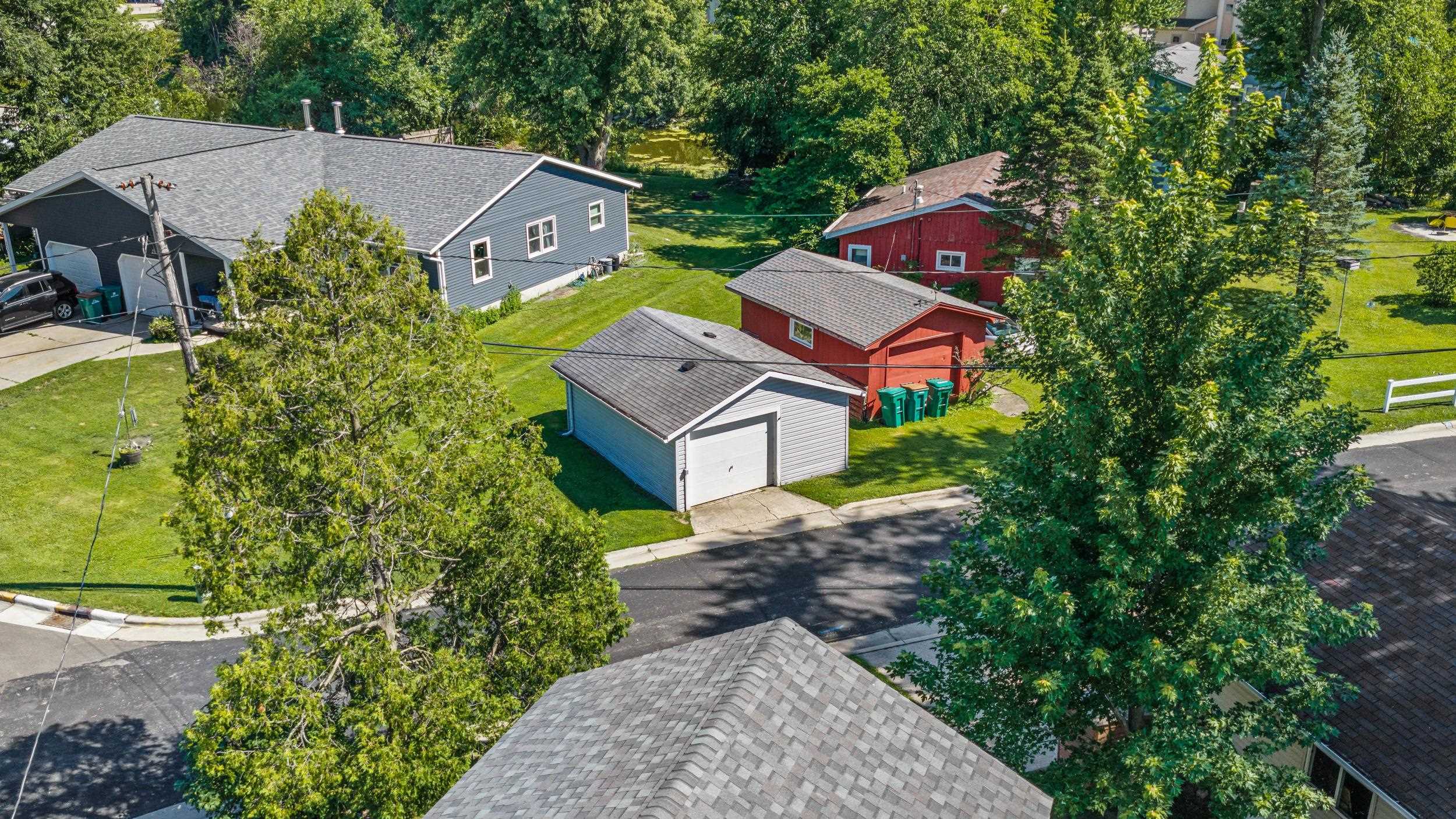 5904 Lake Edge Road McFarland, WI 53558 - Photo 44 of 49