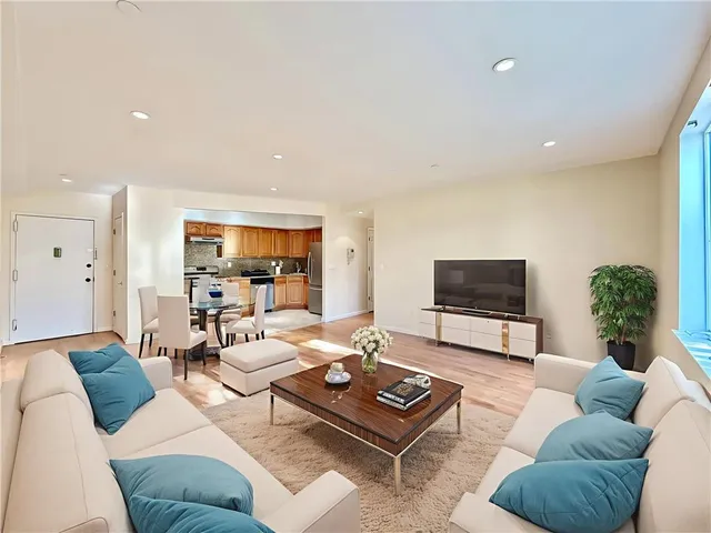 $689,000 | 511 68th Street, Unit 2A | Bay Ridge