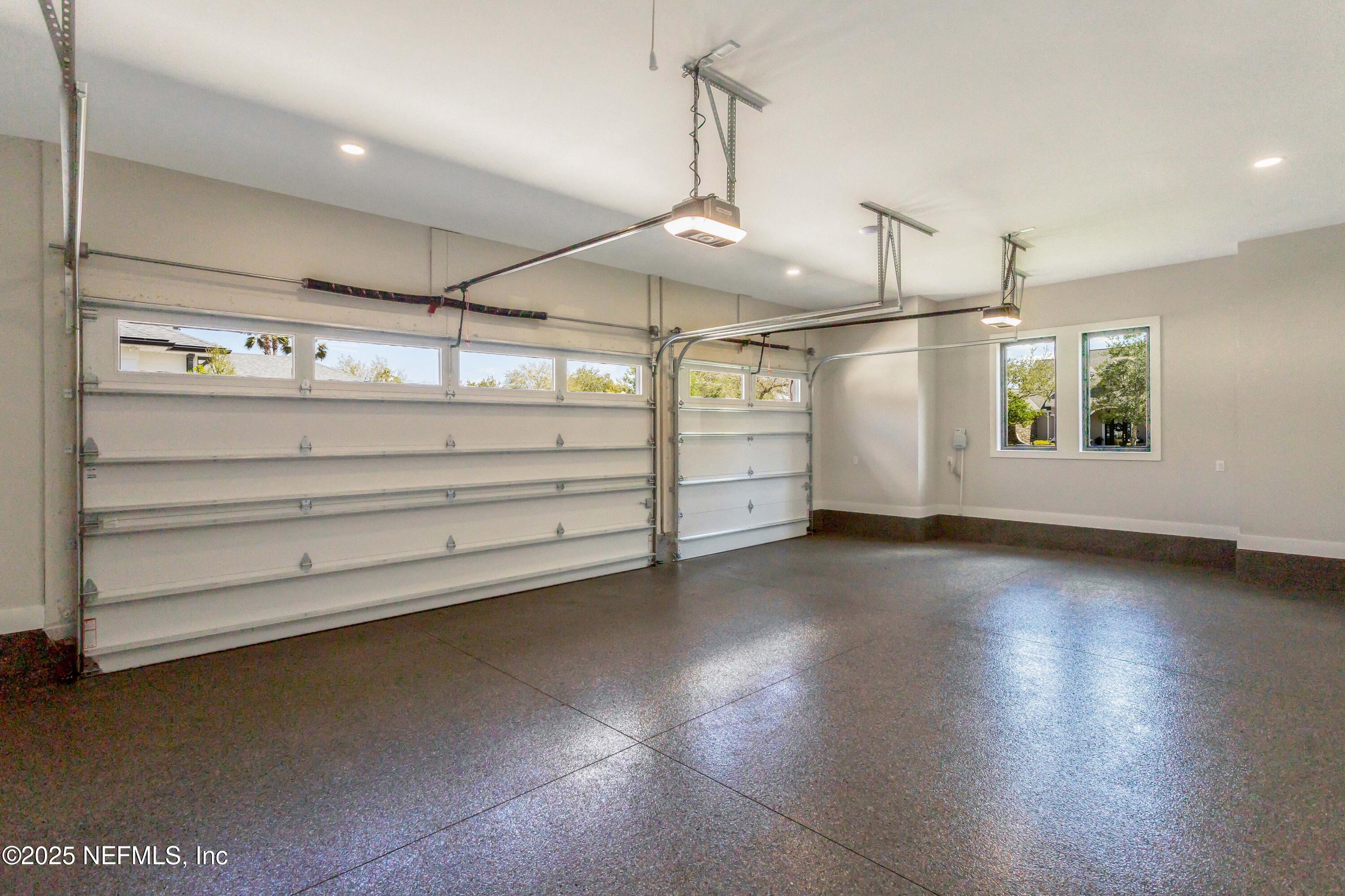 1785 North Loop Parkway St. Augustine, FL 32095 - Photo 43 of 44 1785NLoopPkwy_Garage