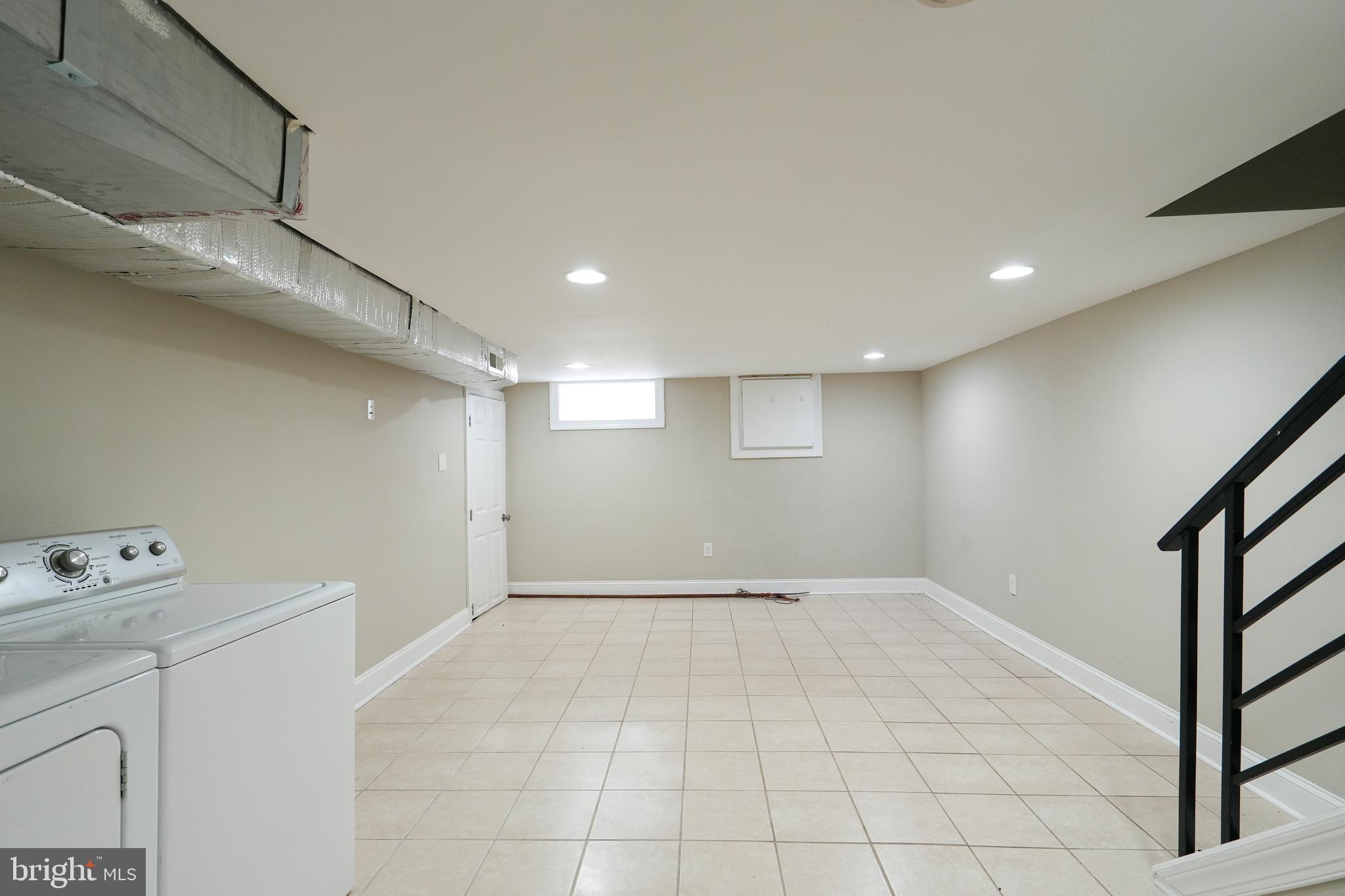 2633 Tasker Street Philadelphia, PA 19145 - Photo 23 of 23