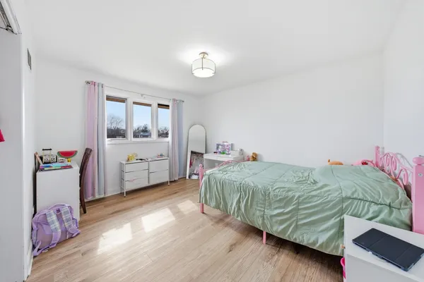 $457,000 | 7545 Halesia Court, Orland Park, IL 60462