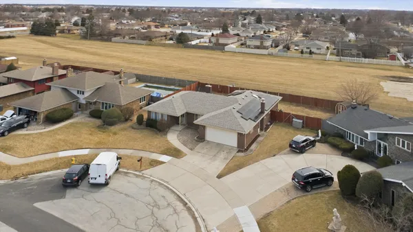 $457,000 | 7545 Halesia Court, Orland Park, IL 60462