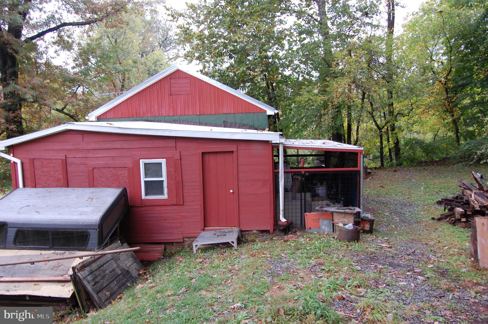 855 East Neversink Road Reading, PA 19606 - Photo 14 of 27 Gallery Image 14